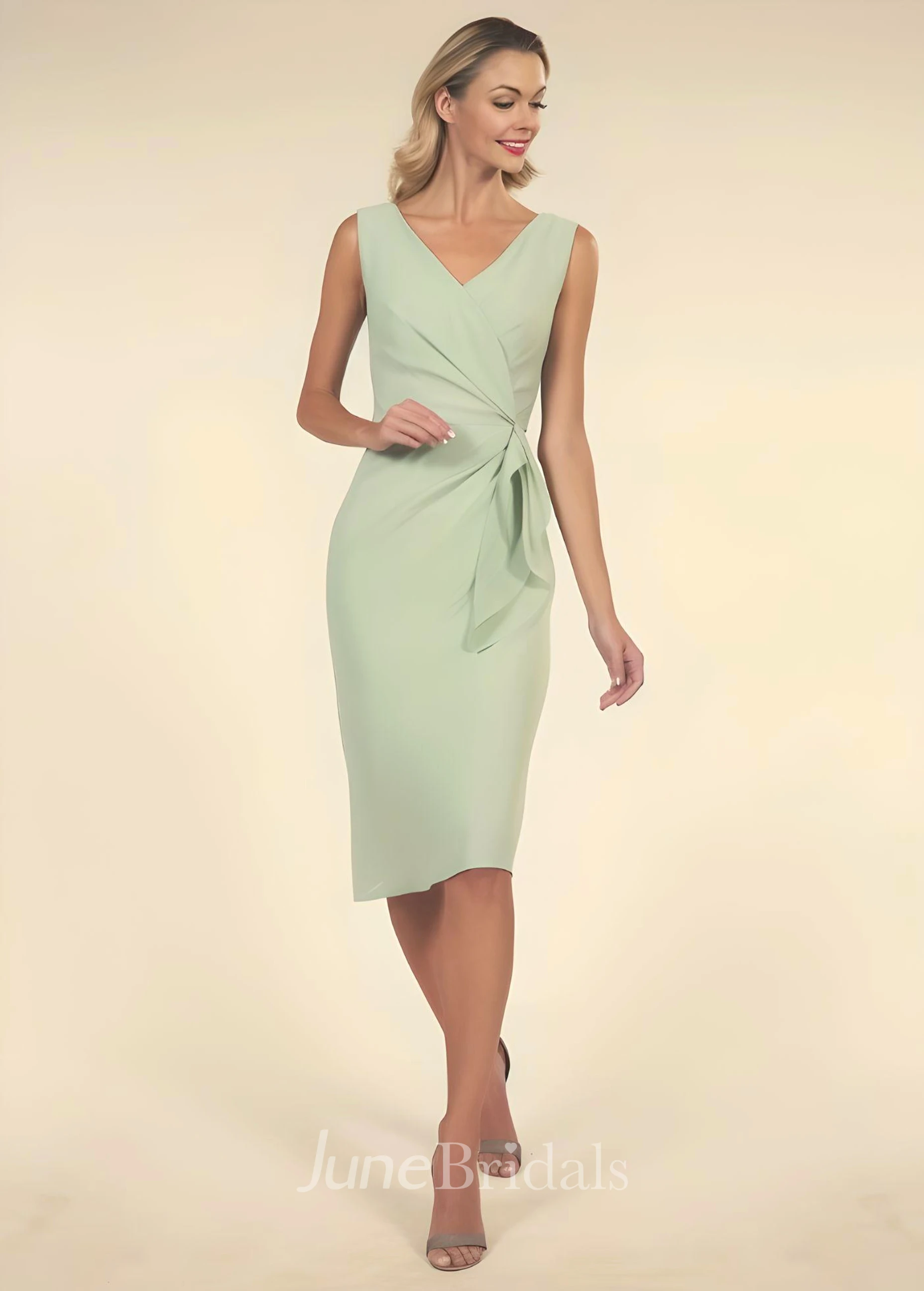Sexy Sheath V-neck Chiffon Sleeveless Mother of the Bride Dress Simple Bohemian Elegant Knee-length with V-Back