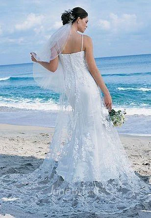 Trumpet Mermaid Spaghetti Straps Tulle Beach Wedding Dress