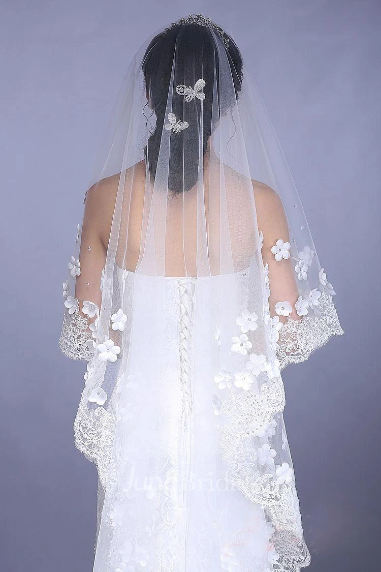 New Style Beautiful Long Wedding Veil with Flowers and Lace Edge