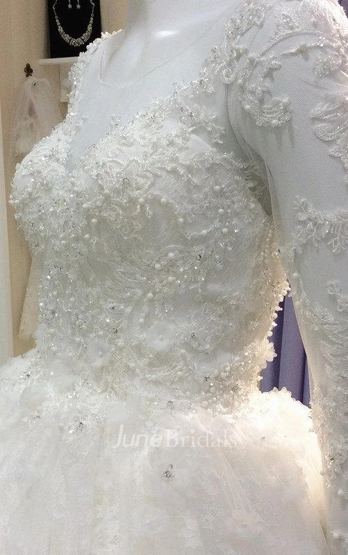 Romantic Scoop Long Sleeve Lace Bridal Gown With Cathedral Train
