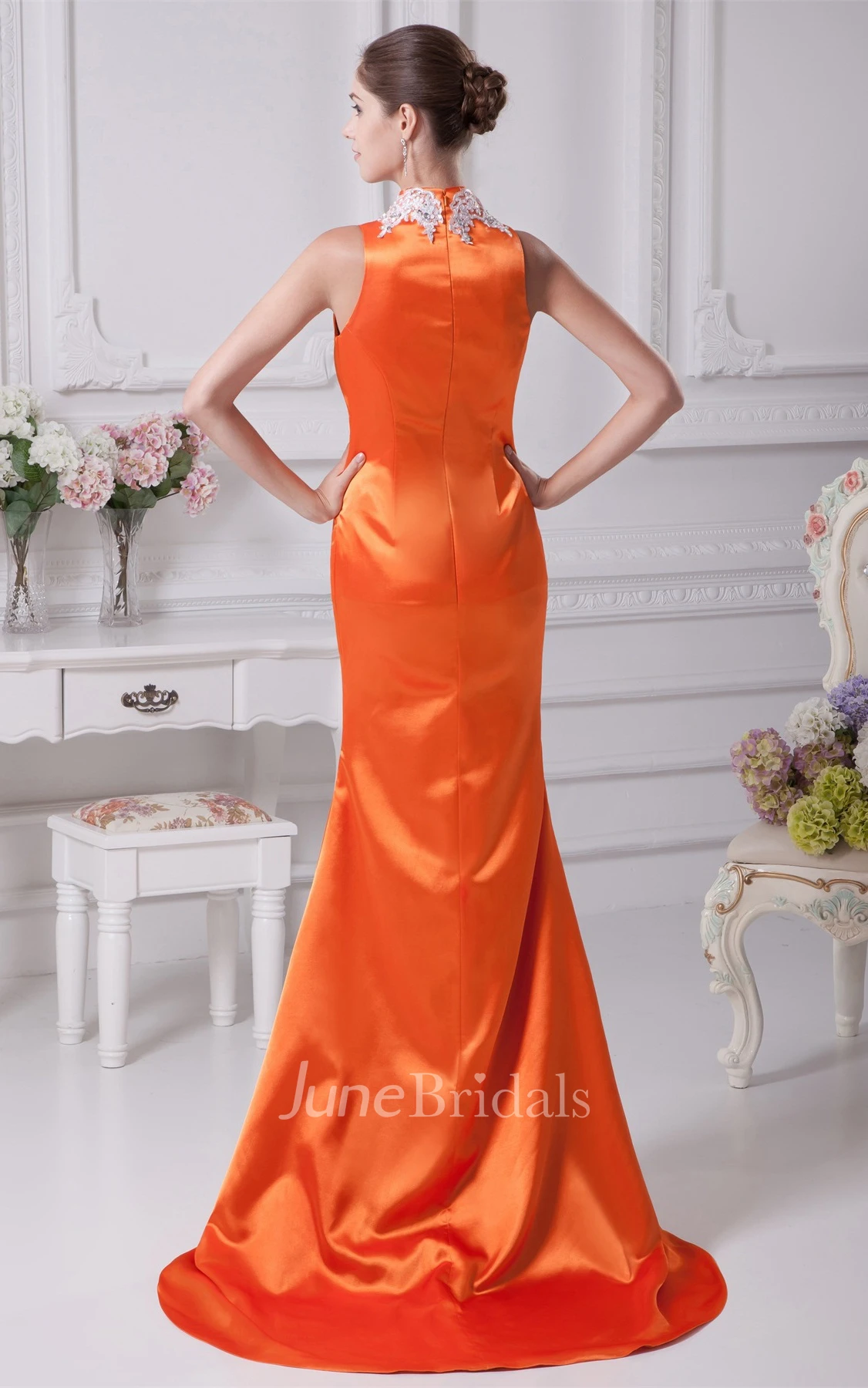 V-Neck Sleeveless Sheath Long Dress with Stress and Appliques