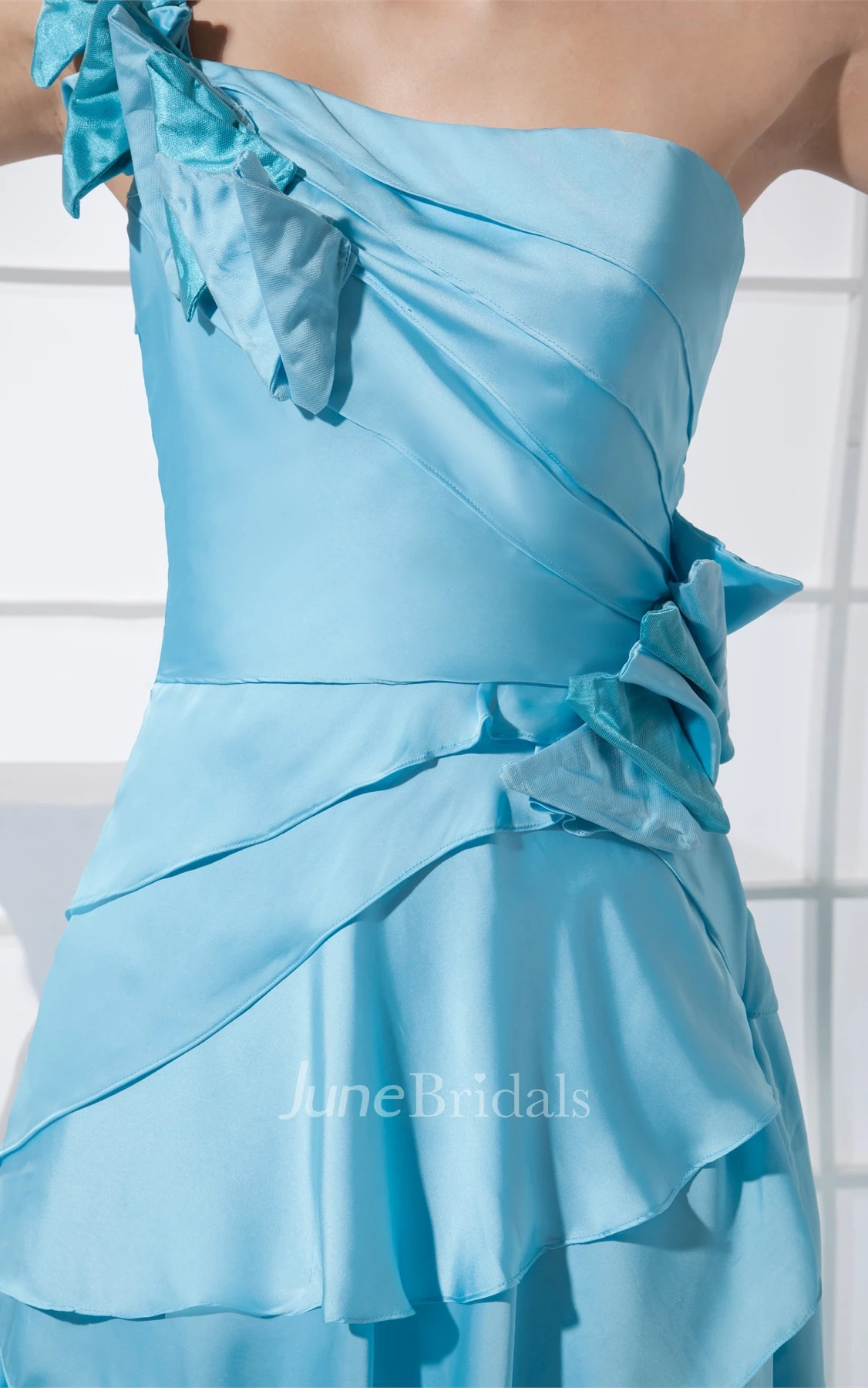 One-Shoulder Ruched Floor-Length Dress with Pleats and Court Train