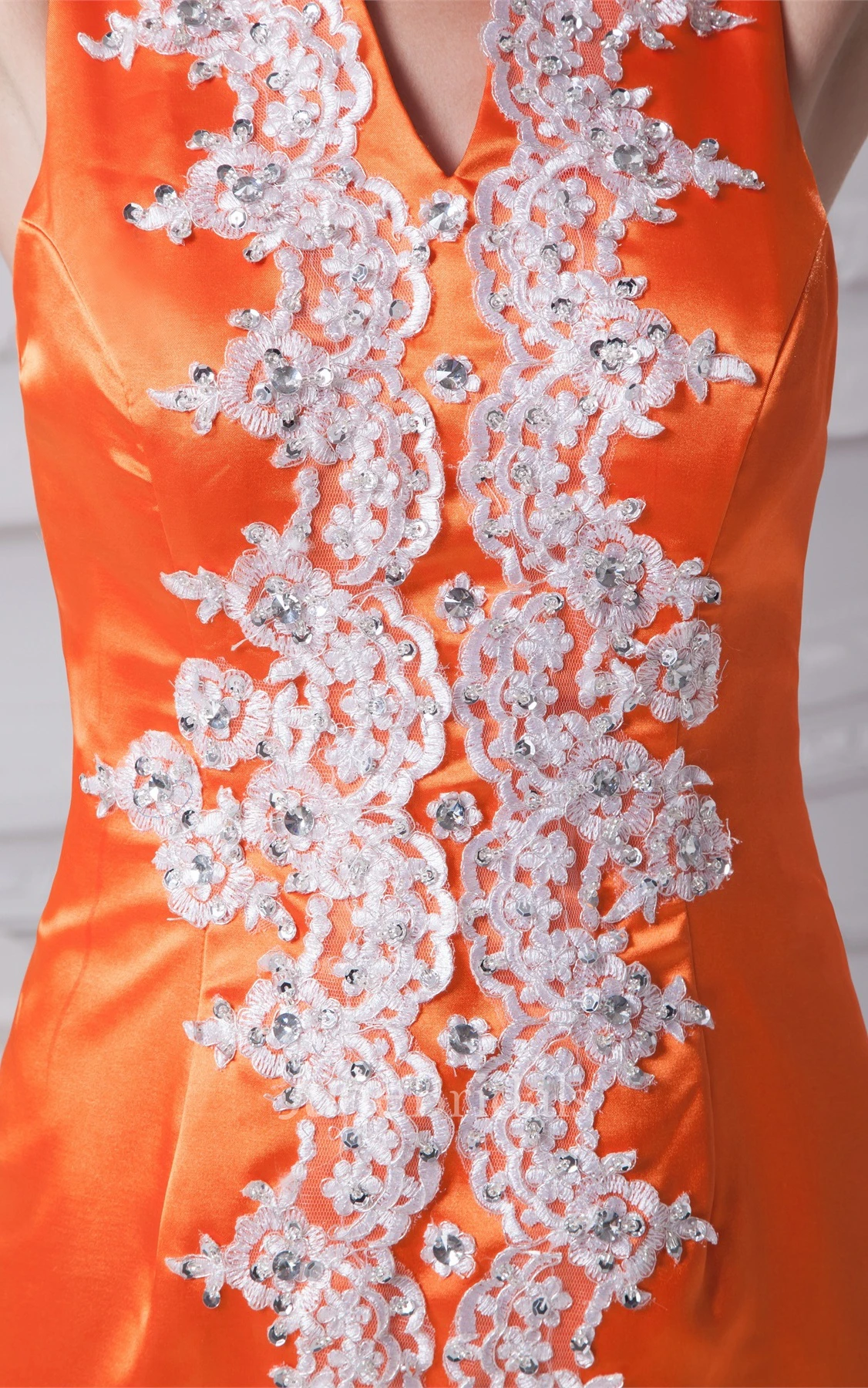 V-Neck Sleeveless Sheath Long Dress with Stress and Appliques