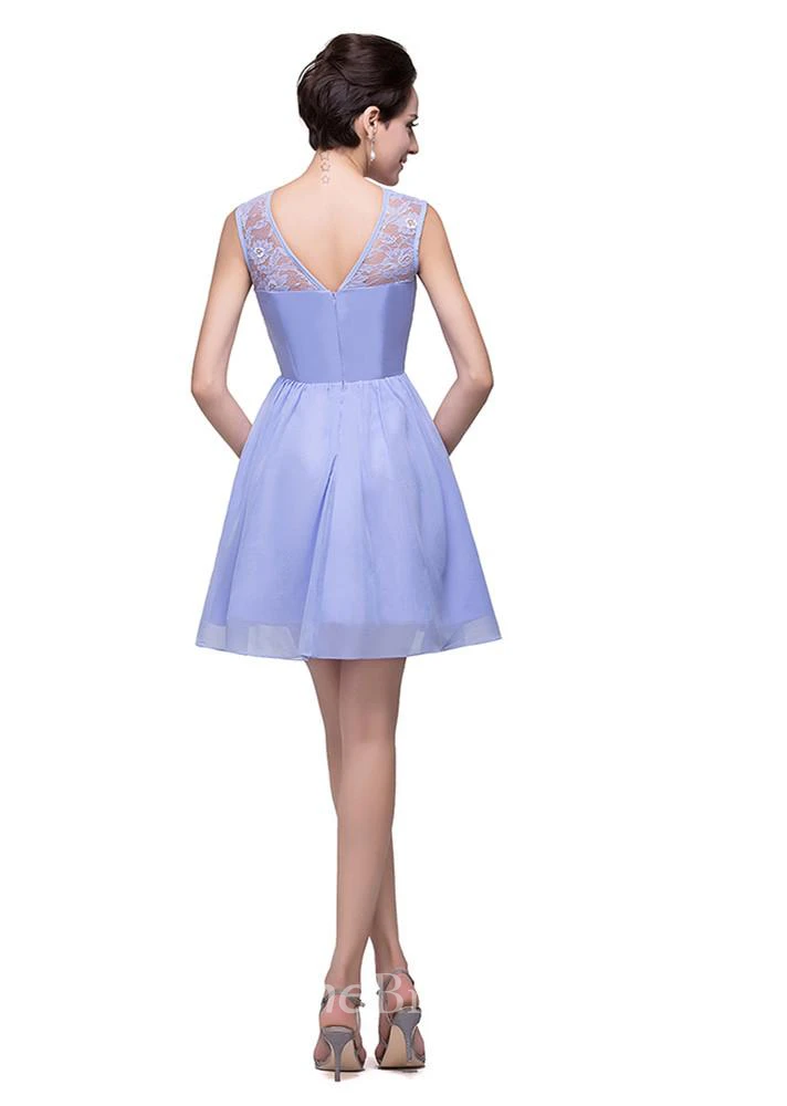 Lovely Sleeveless SHort Homecoming Dress Lace