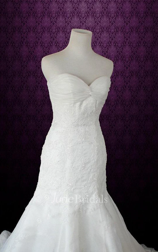 Mermaid Strapped Sweetheart Lace Satin Dress With Beading