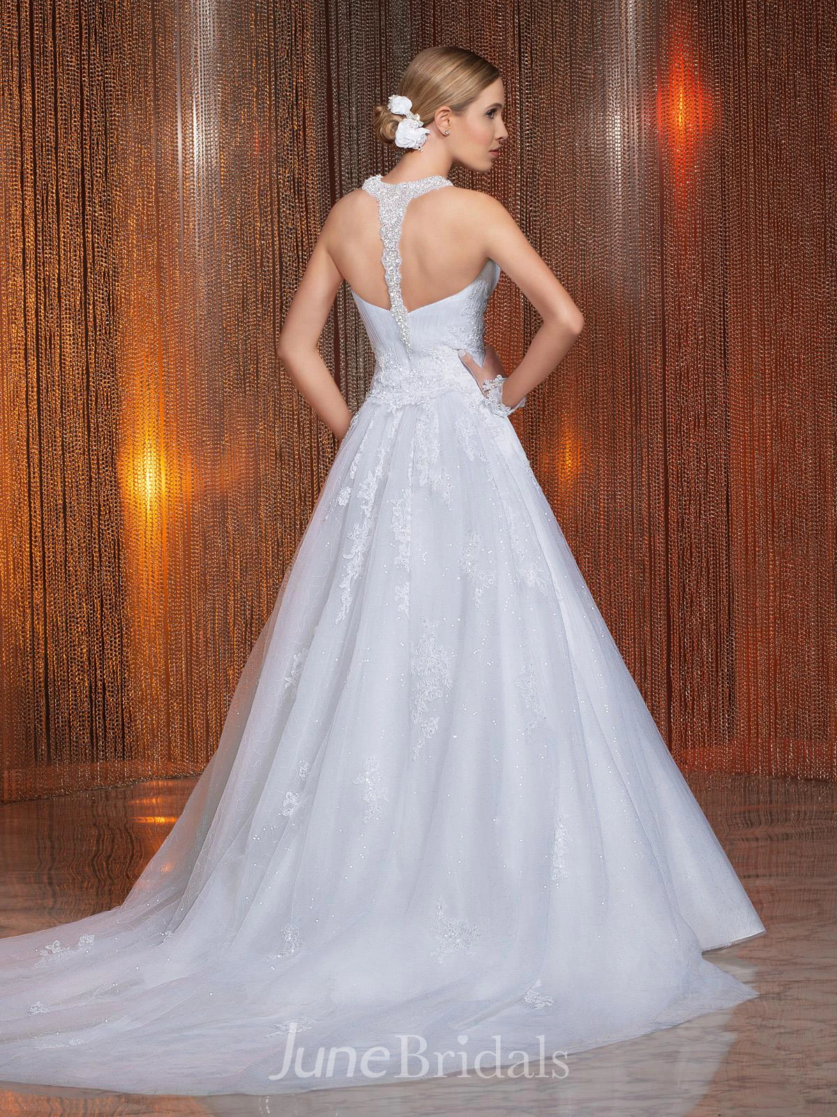 Gorgeous Scoop Lace Appliques A-Line Wedding Dress With Train