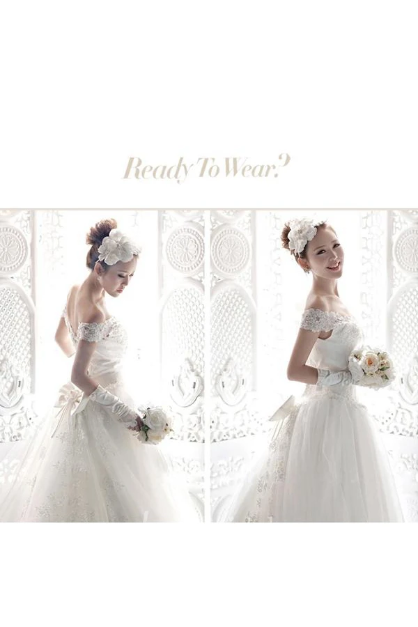 Vintage Off-the-Shoulder Lace Bowknot Wedding Dresses Lace With Long Train