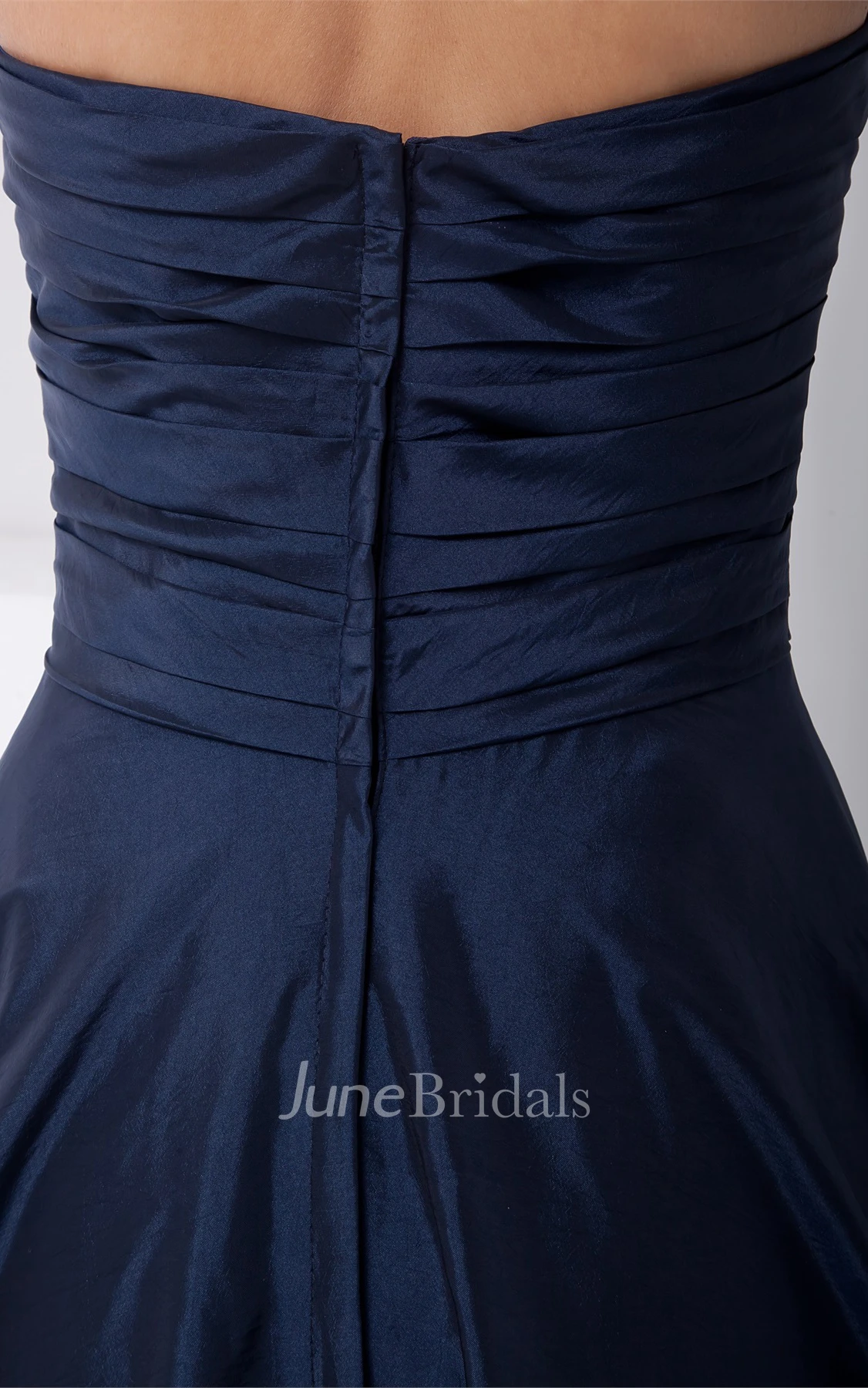 sweetheart criss-cross maxi dress with pleats and flower