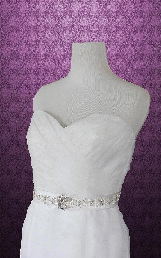 Trumpet Strapped Sweetheart Organza Weddig Dress