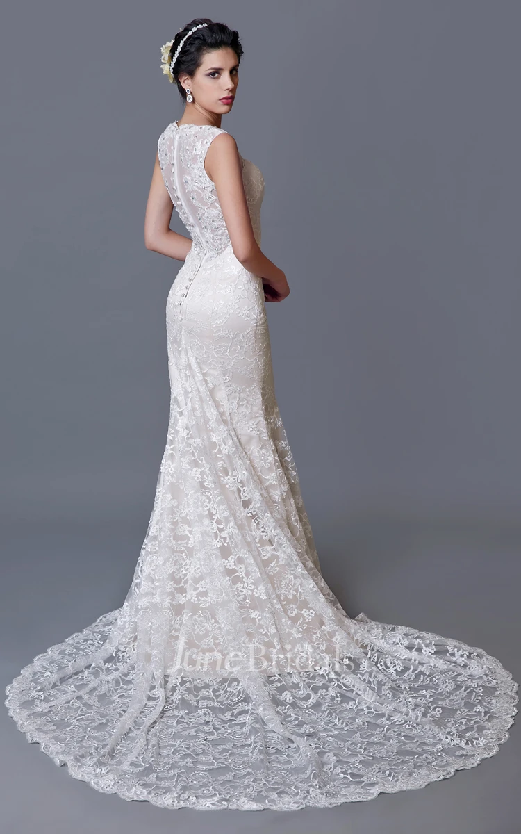 Charming Scalloped-Edge Neckline Mermaid Lace Wedding Dress