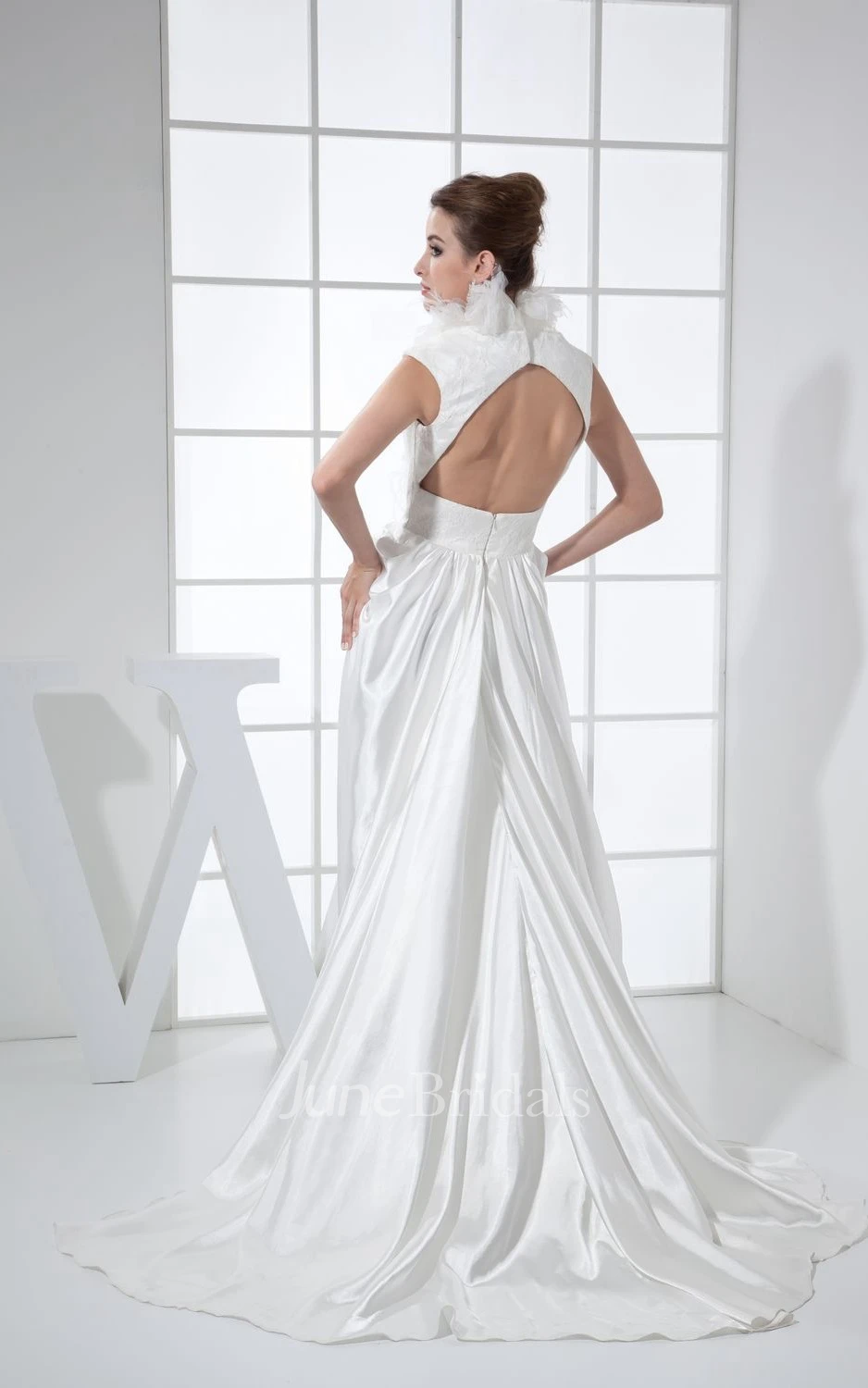 High-Neck Sleeveless Front-Split Dress With Keyhole Back