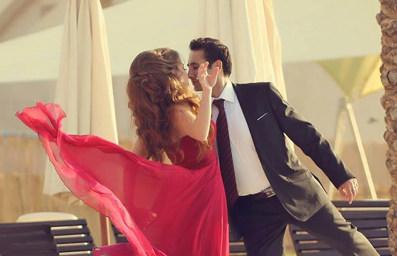 Modern Straps Flowers Chiffon Evening Dress A-line Sweep Train