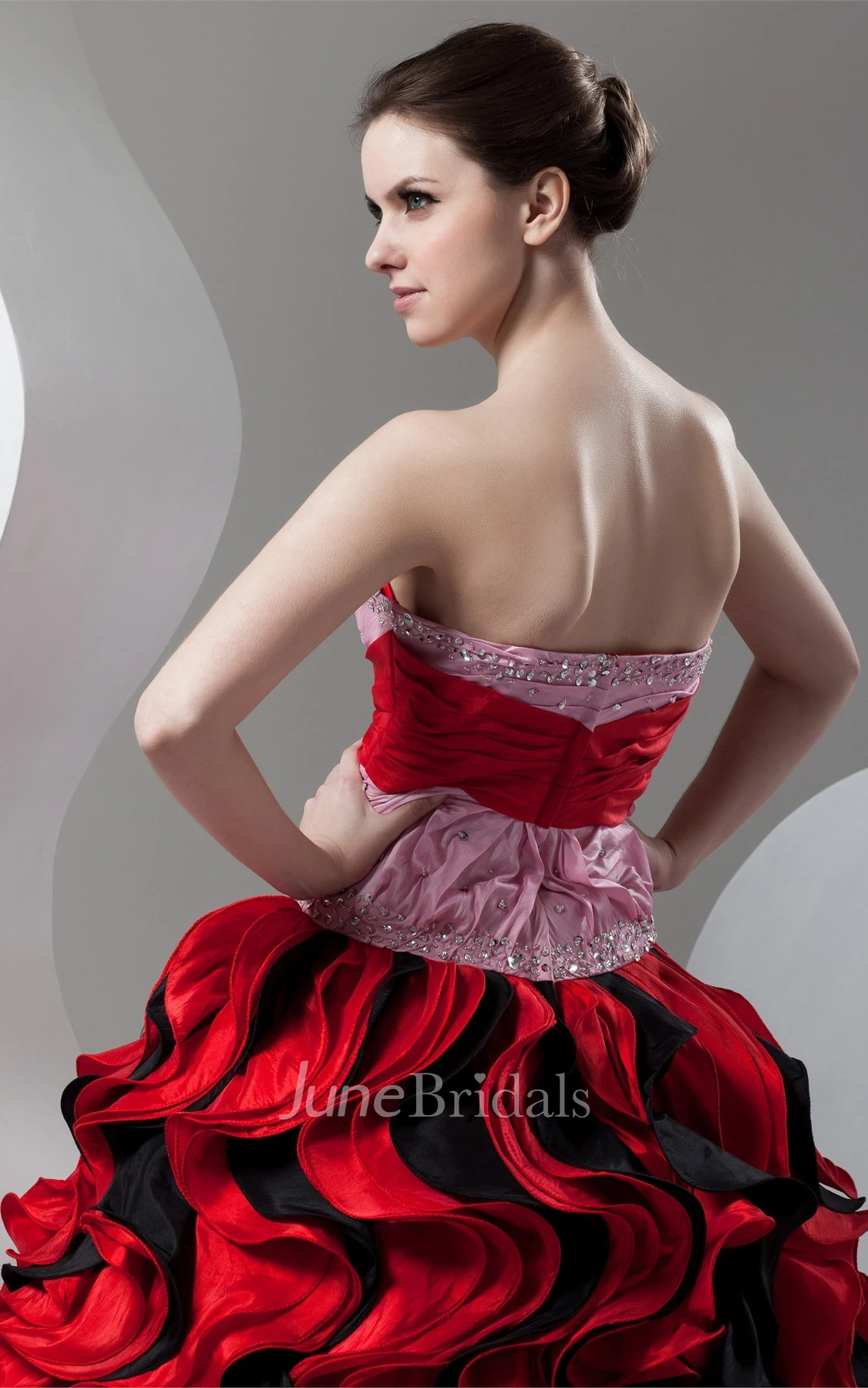 Mute-Color Ruffled Ball Dress with Broach and Stress