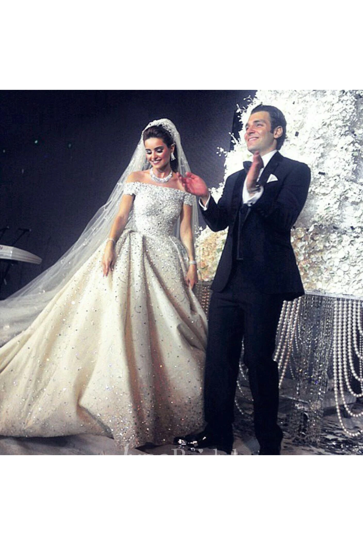 Elegant Sequined Ball Gown Wedding Dress Off-the-shoulder Court Train