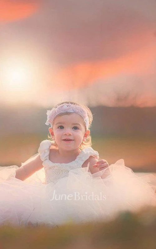 Ruffled Cap Sleeve Tulle&Lace Dress With Beading and Lace Detailing