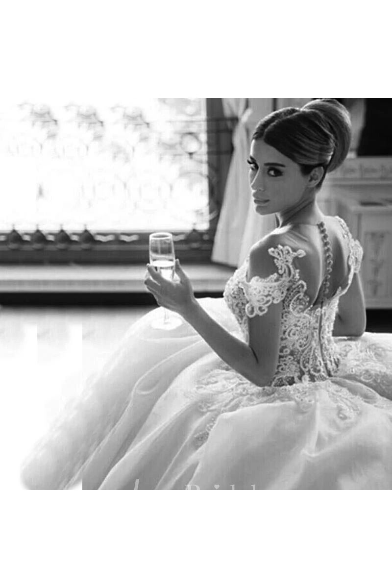 Glamorous Beadings Tulle Ball Gown Wedding Dress Off-the-shoulder Button Back