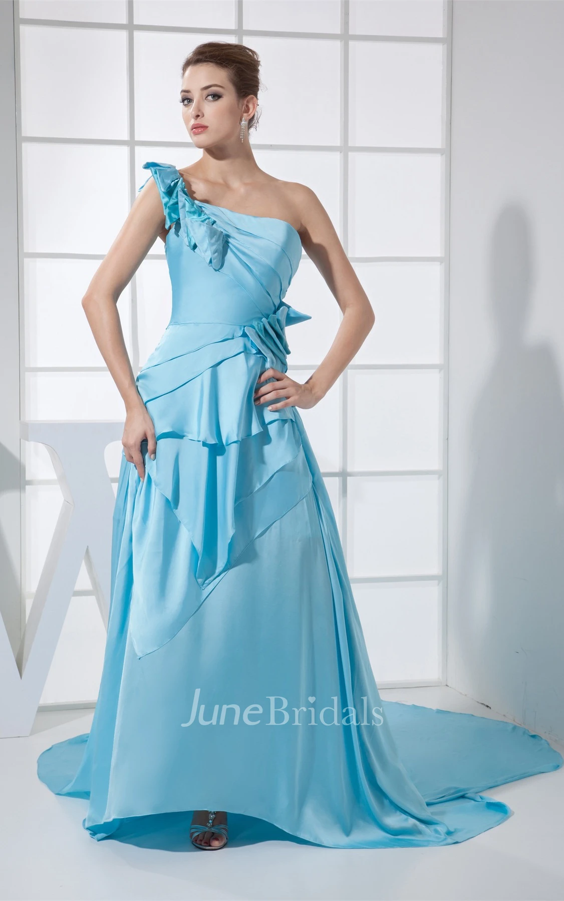 One-Shoulder Ruched Floor-Length Dress with Pleats and Court Train