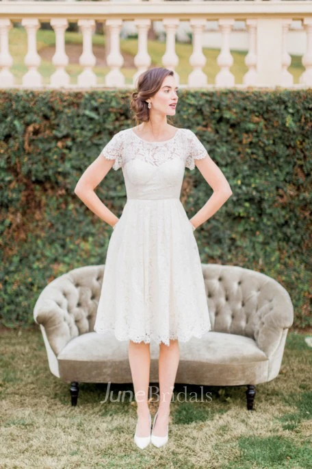 A-Line Short-Sleeve Scoop-Neck Short Lace Wedding Dress With Keyhole