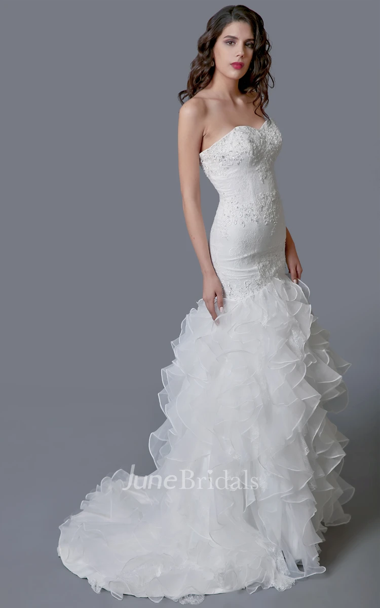 Elegant Strapless Mermaid Dress With Lace Details