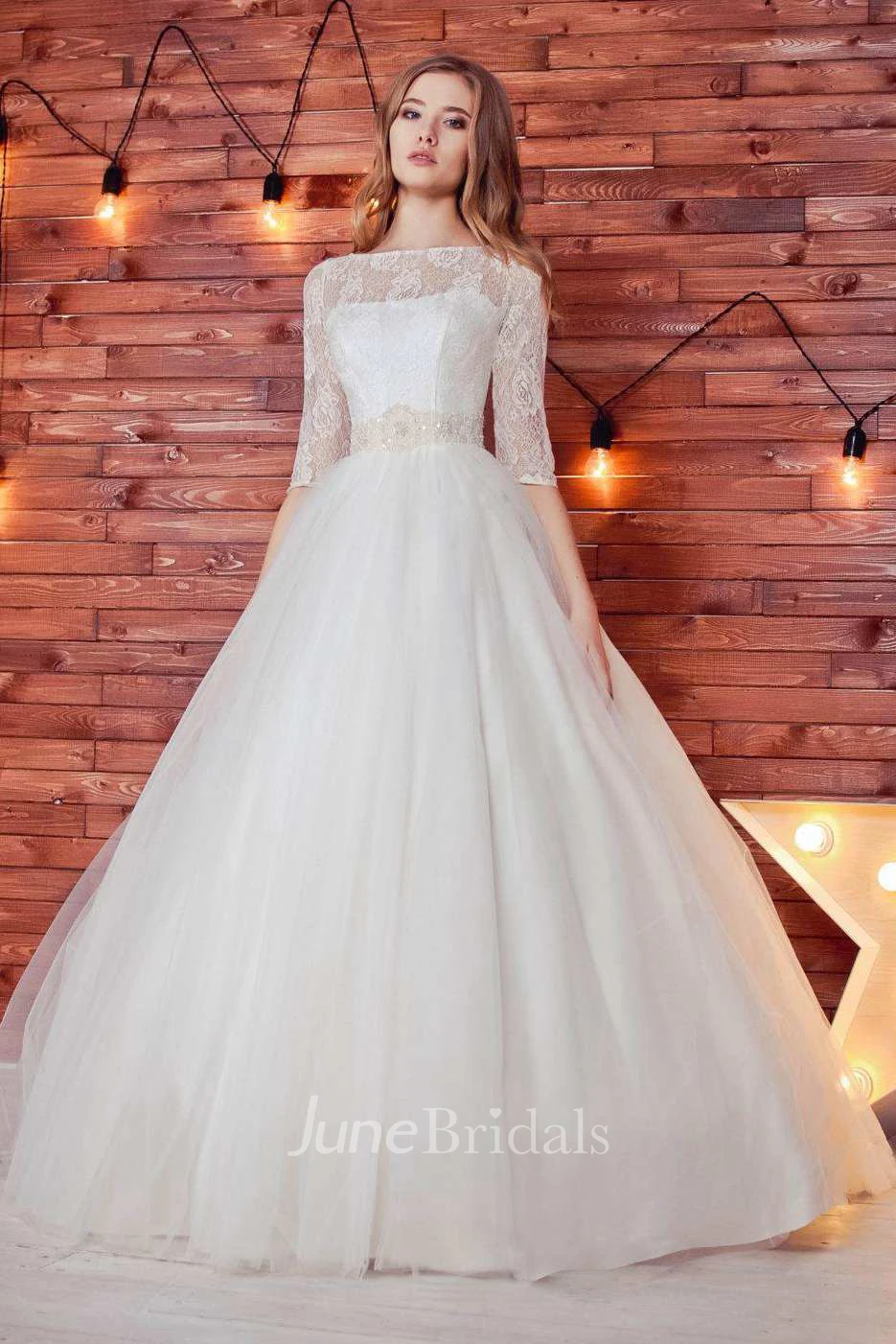 Bateau Lace Half Sleeve Tulle A-Line Ball Gown Wedding Dress With Beading