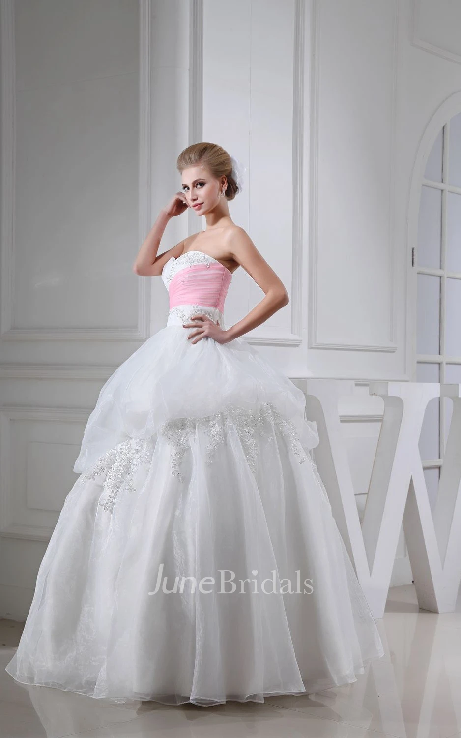 Sweetheart Ruched A-Line Ball Gown With Appliques With Beading