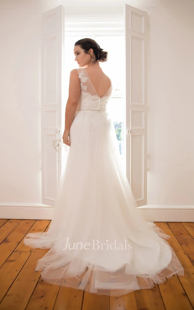 Trumpet Long Scoop Neck Sleeveless Tulle Appliques Flower Court Train Low-V Back Flower Dress