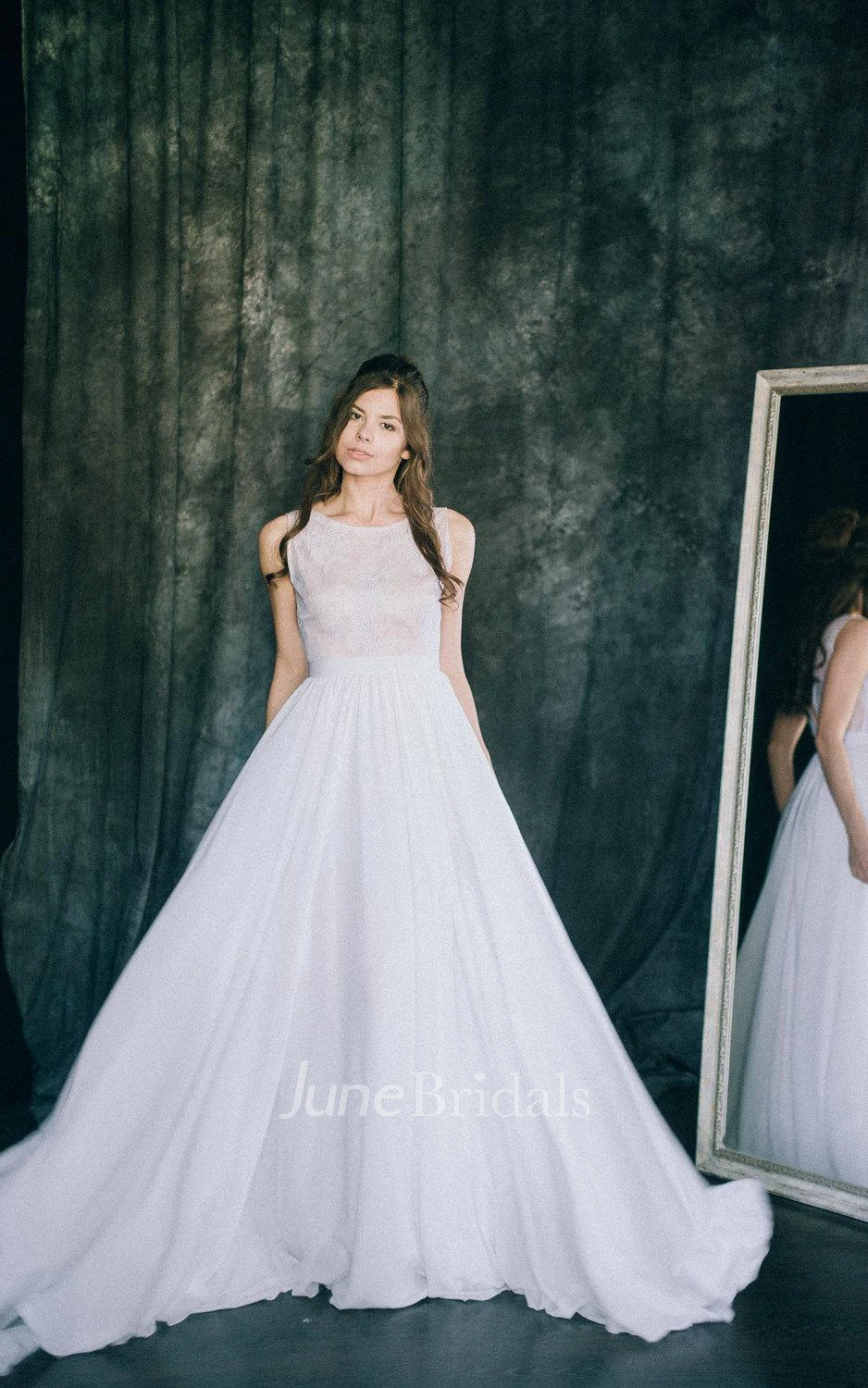 Sleeveless Sleeve Chiffon Lace Satin Weddig Dress