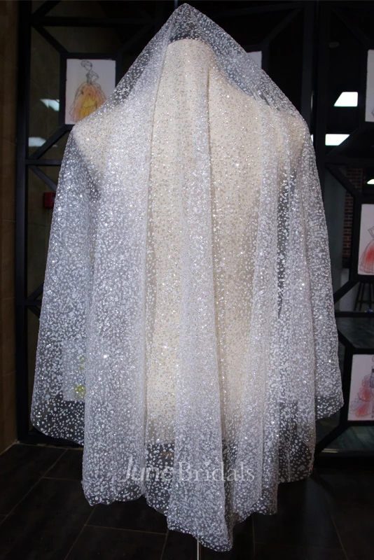 Bright Flashing Fingertip Wedding Veil
