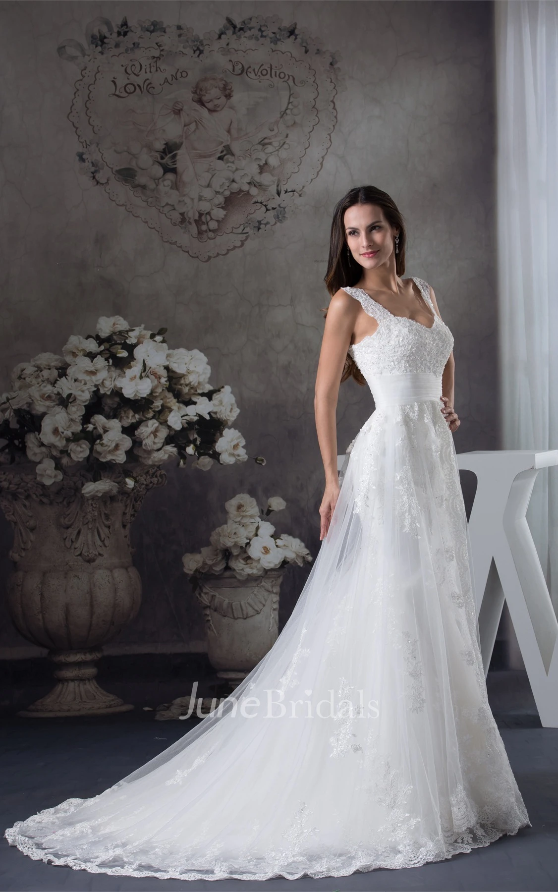 Scoop-Neckline Sleeveless A-Line Lace Gown with Appliques Cinched Waistband