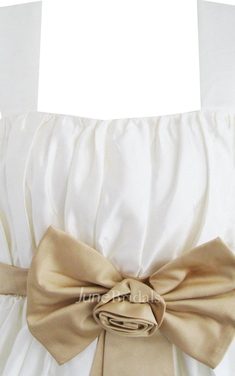 Sleeveless Square-neck Dress With Bow