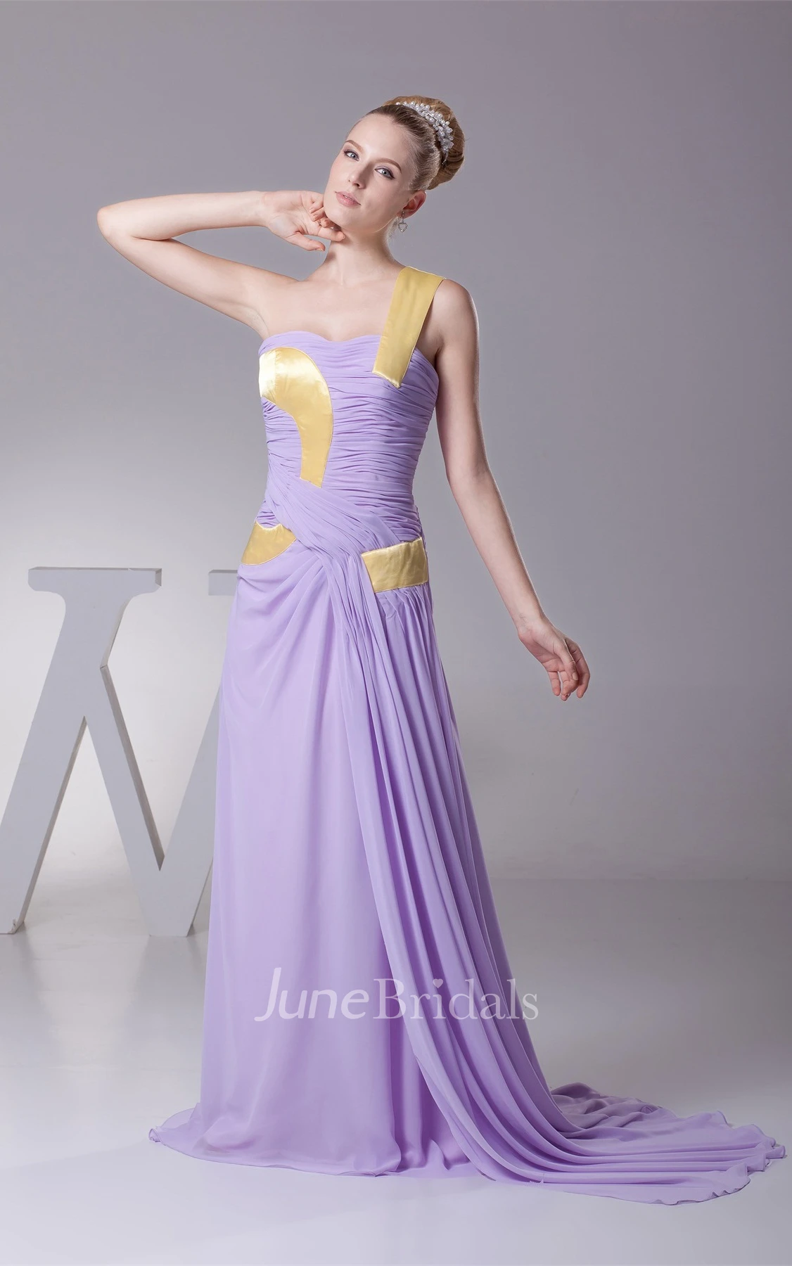 Sleeveless Chiffon Ruched Floor-Length Dress with Single Strap