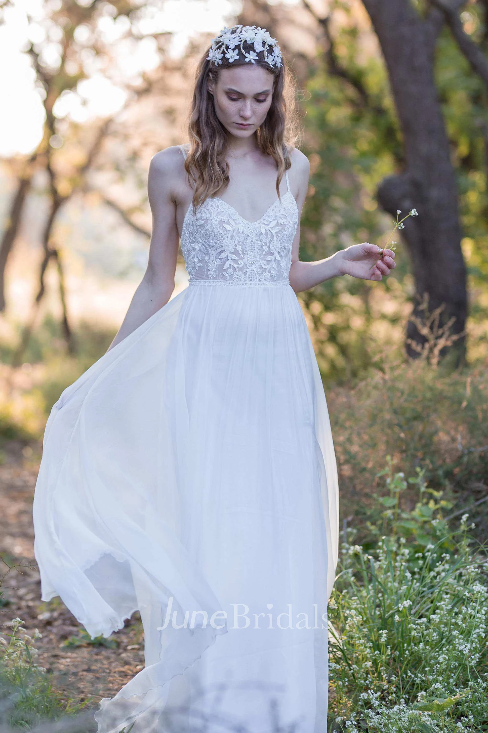 Spaghetti Straps Chiffon Beaded Lace Wedding Dress