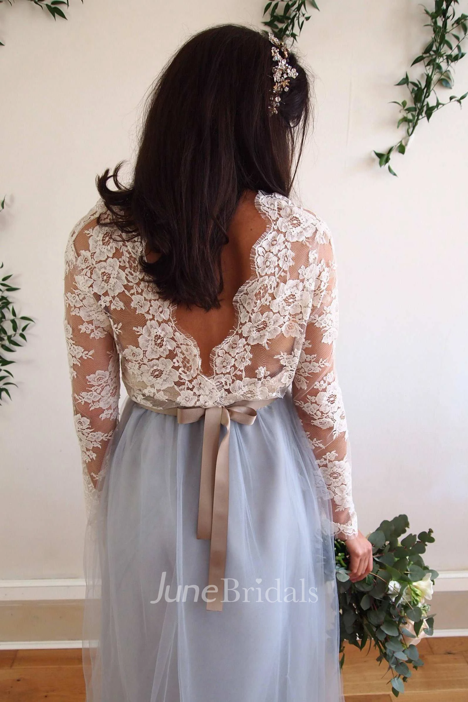 Deep-V Back Illusion Long Sleeve Appliqued Tulle Dress