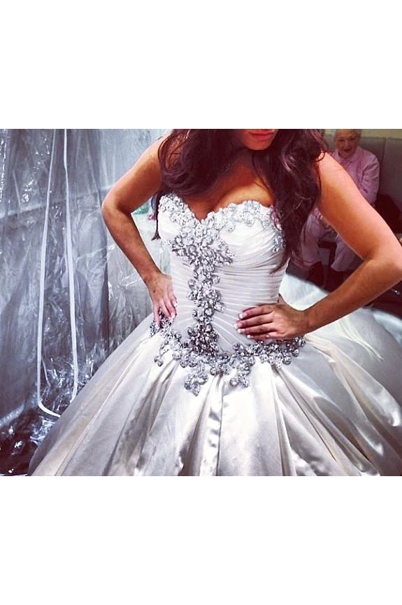 Modern Sweetheart Sleeveless Wedding Dress Spaghetti Strap With Beadings