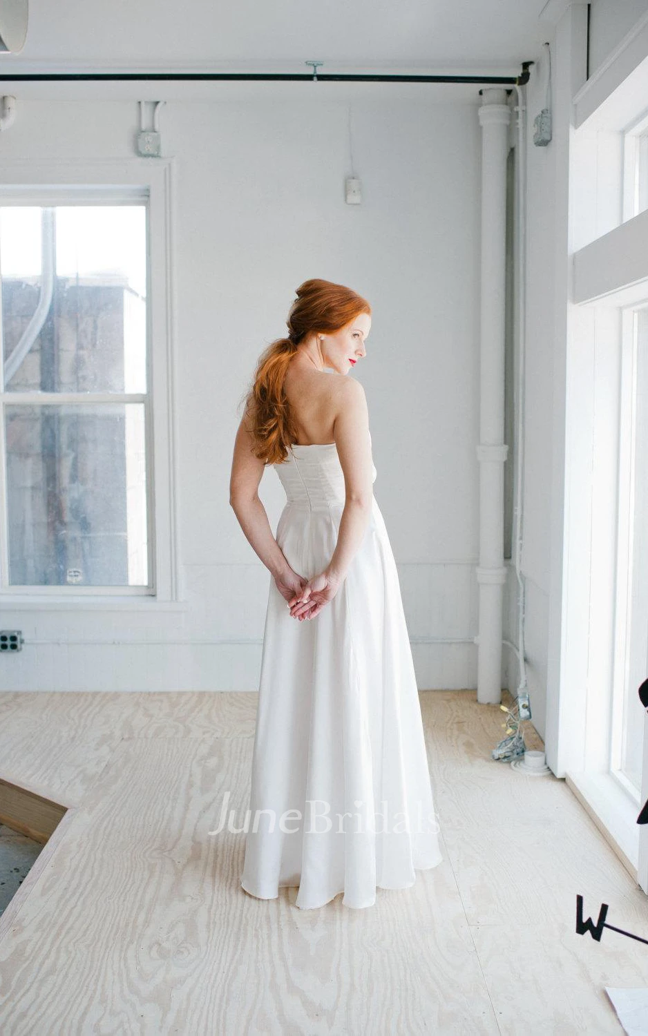 Sweetheart Long Chiffon Wedding Dress With Bow And Empire Waist