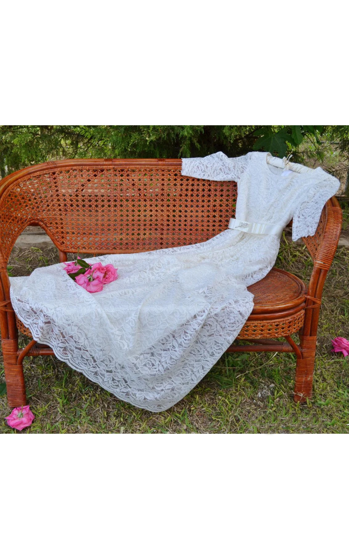 Scoop Neck A-Line Long Lace Wedding Dress With Sash And Illusion Sleeve