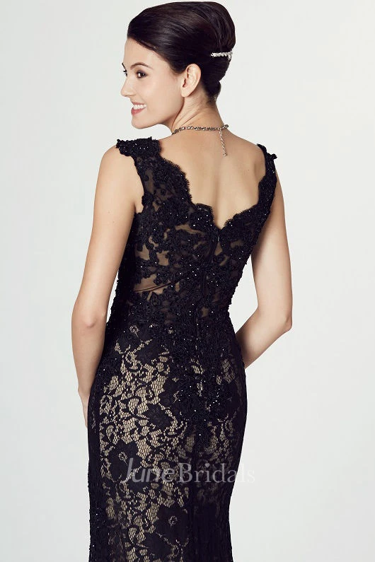 Floor-Length V-Neck Appliqued Sleeveless Lace Prom Dress With Split Front