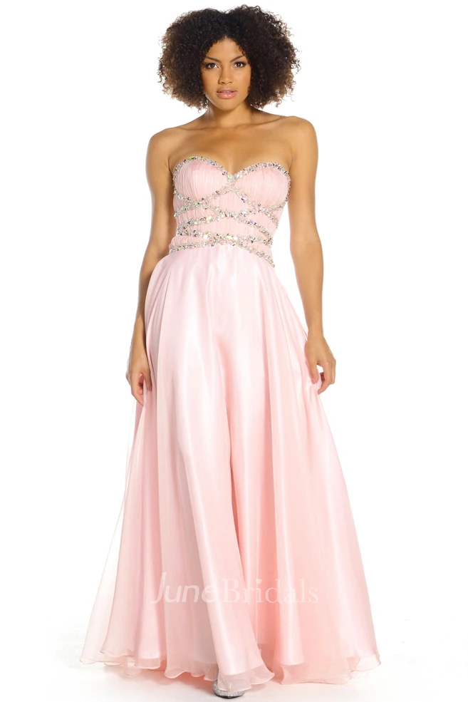A-Line Sleeveless Maxi Beaded Sweetheart Satin Prom Dress With Straps And Ruching