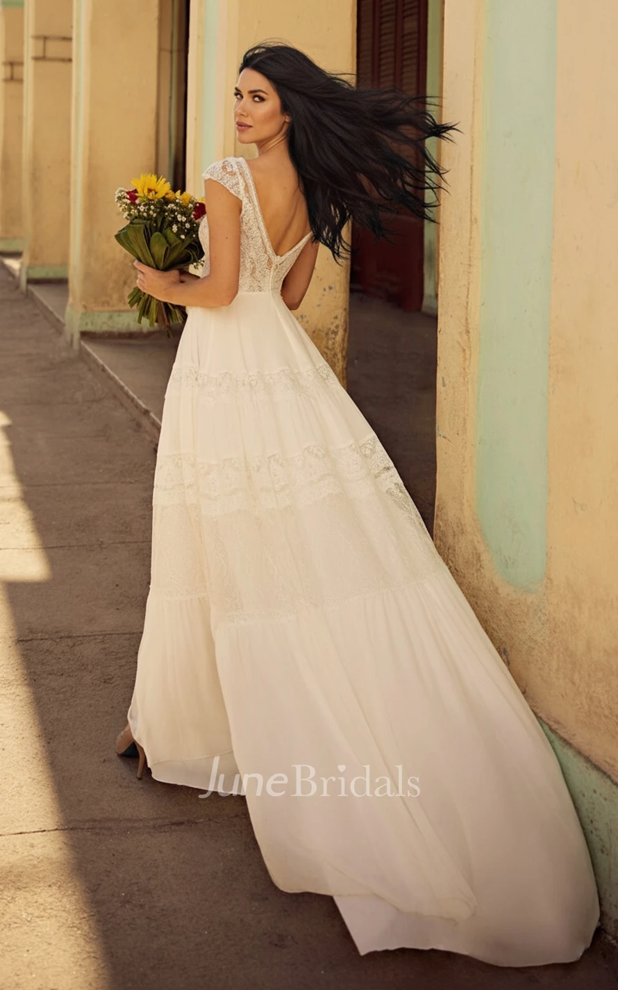 Bohemian A-Line Lace Beach Wedding Dress Romantic Cap Sleeves V-Neck Chiffon Bridal Gown