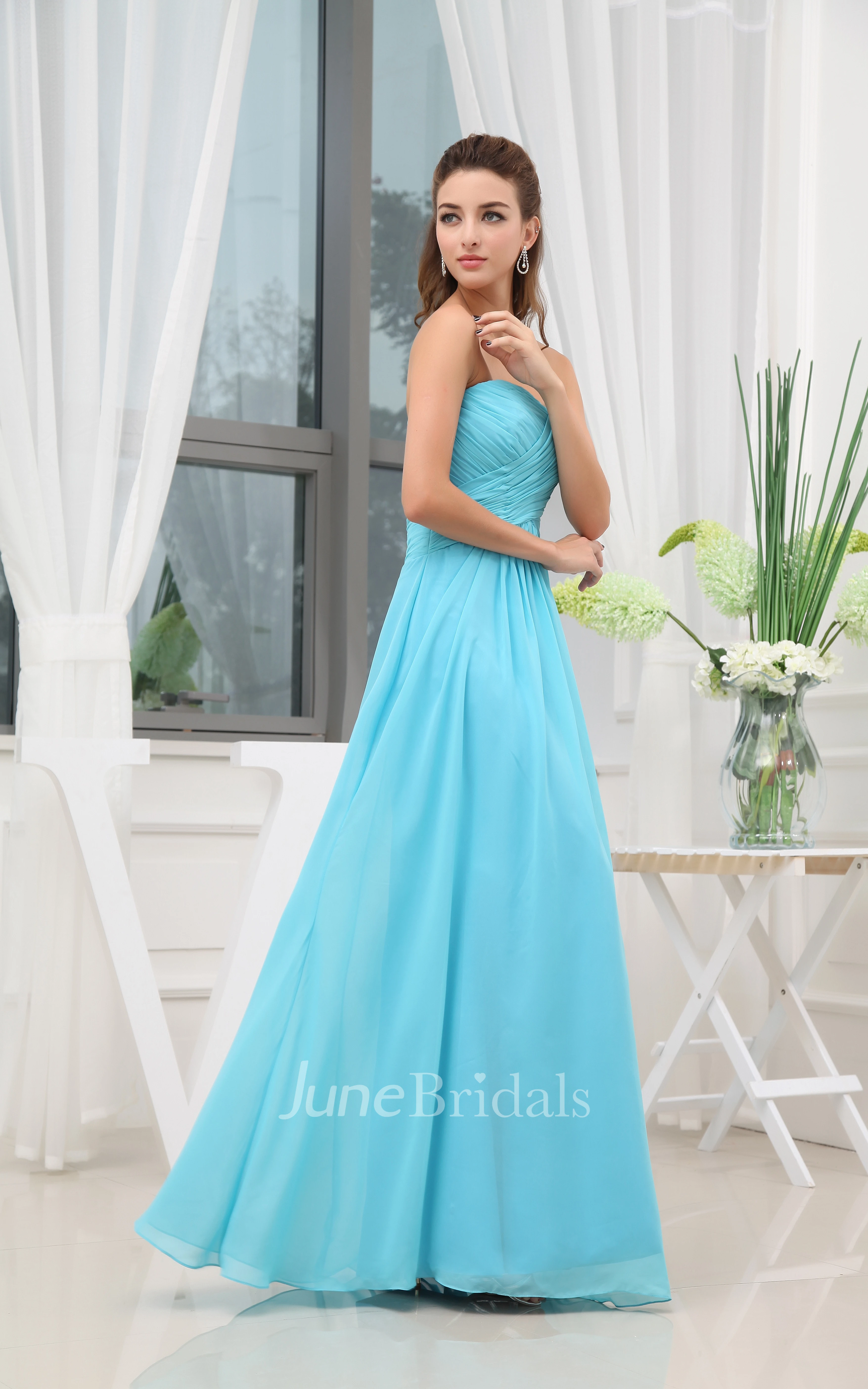 Sweetheart Chiffon Criss-Cross Ruched Dress With Pleats