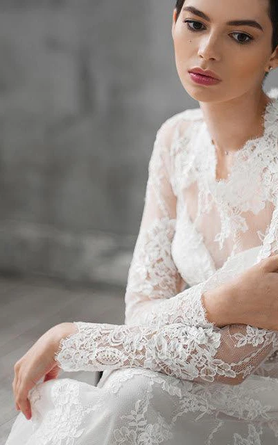 Natural Long Sleeve Lace Weddig Dress