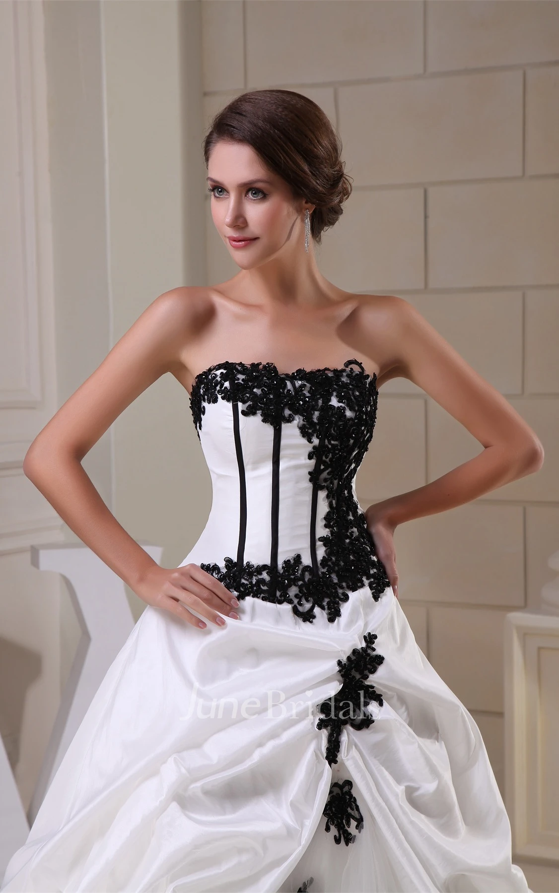 Glamorous Ruffled Strapless Bodice Gown with Lace Appliques and Zipper Back