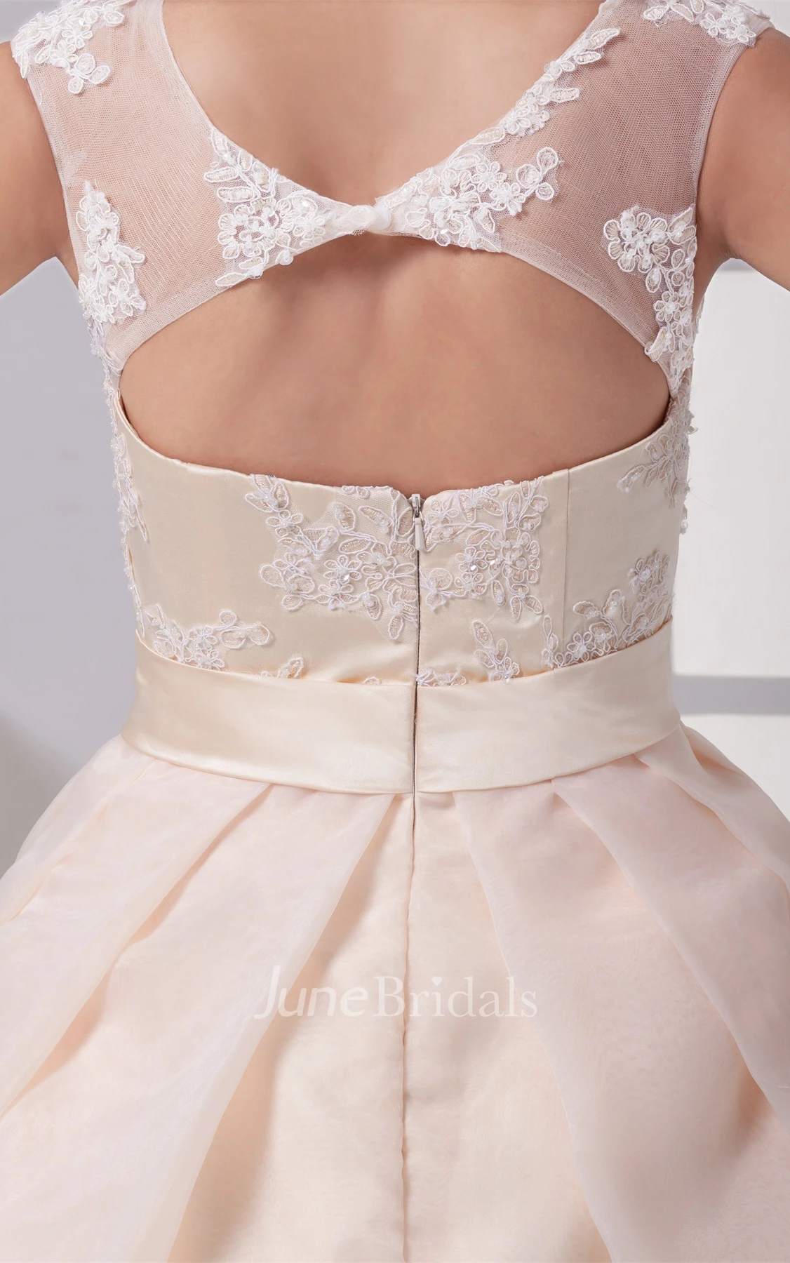 Sleeveless Scoop-Neckline Illusion Sweetheart Dress with Lace Appliques and Side Draping