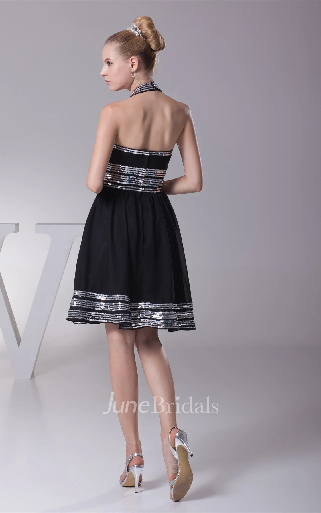 Deep-V-Neck Sleeveless Midi A-Line Dress with Strapped and Pleats