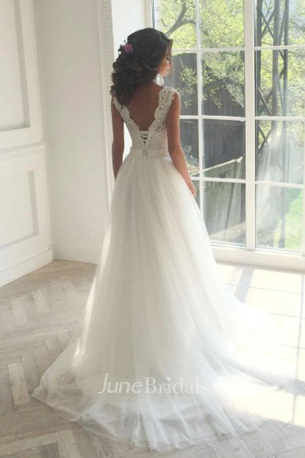Sleeveless Lace White A-line Sweep Train Wedding Dress