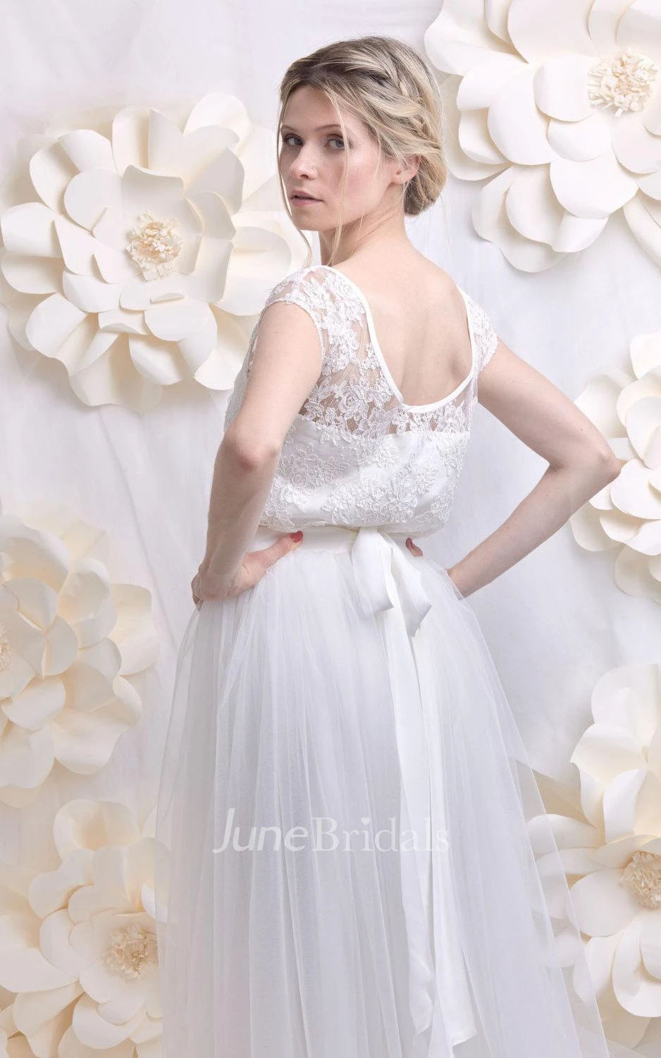 Romantic Wedding French Lace Top And Tulle Skirt Dress