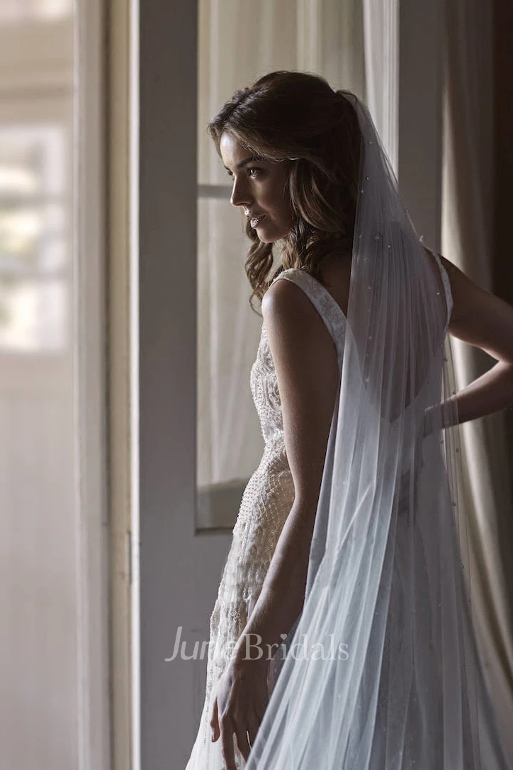 Vintage Pearl Tulle Long Wedding Veil