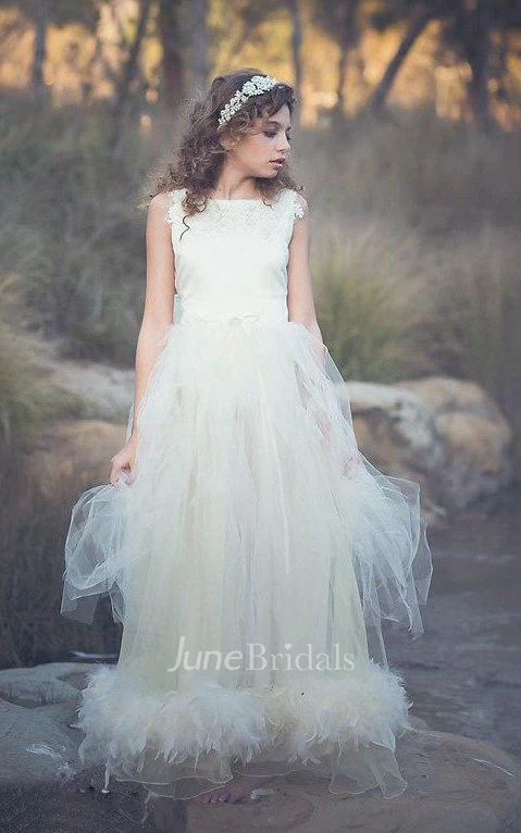 Sleeveless Lace Neck Tulle Dress With Beading