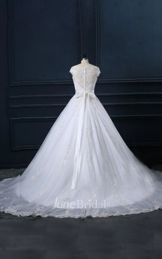 Cathedral Train Lace Weddig Dress With Beading Appliques