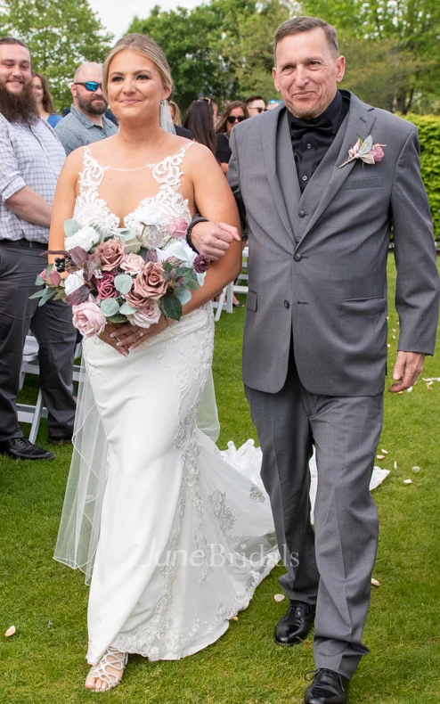 Plus Size Mermaid Sexy Beach Plunging Neckline Court Train Lace Appliques Spring Wedding Dress